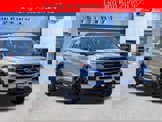 Certified 2022 Ford Explorer XLT image 1