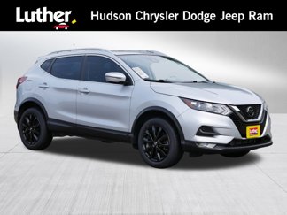 Used 2022 Nissan Rogue Sport SV image 1