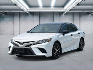 Used 2018 Toyota Camry SE w/ Moonroof Package image 1