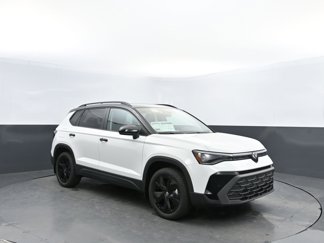 New 2025 Volkswagen Taos SE image 1