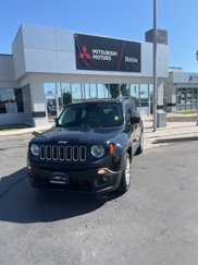 Used 2015 Jeep Renegade Latitude image 1