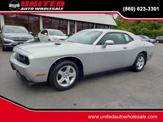 Used 2010 Dodge Challenger SE image 1