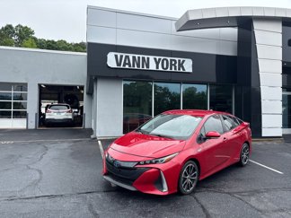 Used 2021 Toyota Prius Prime XLE image 1