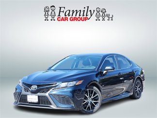 Used 2021 Toyota Camry SE image 1