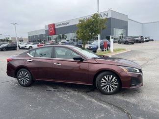 Certified 2024 Nissan Altima 2.5 SV image 1