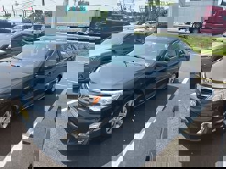 Used 2013 Toyota Camry XLE image 1