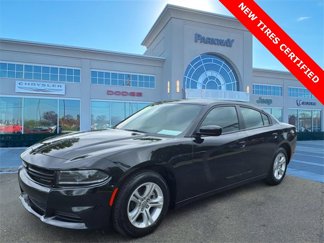 Certified 2023 Dodge Charger SXT image 1