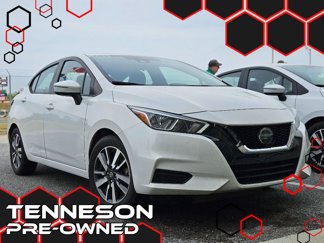 Used 2020 Nissan Versa SV image 1