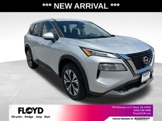 Used 2023 Nissan Rogue SV image 1