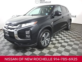 Used 2021 Mitsubishi Outlander Sport SE image 1