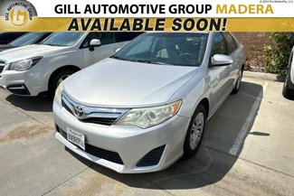 Used 2014 Toyota Camry L image 1