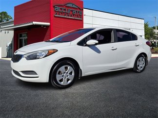 Used 2016 Kia Forte LX image 1
