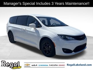 Used 2020 Chrysler Pacifica Touring w/ S Appearance Package image 1