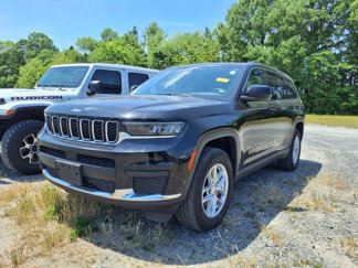 Used 2023 Jeep Grand Cherokee L Laredo image 1