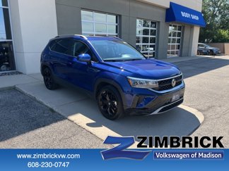 Used 2023 Volkswagen Taos SE w/ Panoramic Sunroof Package image 1