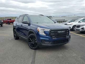 Certified 2023 GMC Terrain SLE w/ Driver Convenience Package image 1