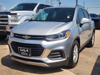Used 2021 Chevrolet Trax LT w/ Driver Confidence Package image 1