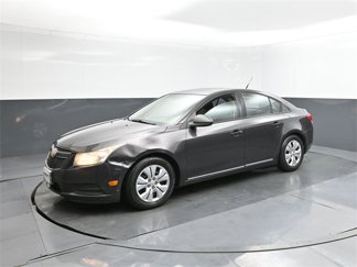 Used 2014 Chevrolet Cruze LS image 1