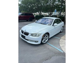 Used 2011 BMW 328i Convertible image 1