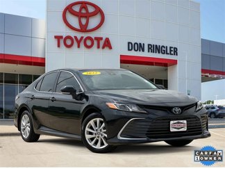 Used 2022 Toyota Camry LE image 1