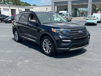 Certified 2022 Ford Explorer XLT w/ Equipment Group 202A image 1