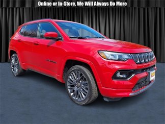 Used 2022 Jeep Compass Limited image 1