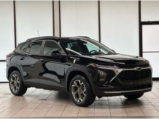 New 2025 Chevrolet Trax LT w/ Driver Confidence Package image 1