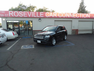 Used 2016 Jeep Compass Latitude image 1