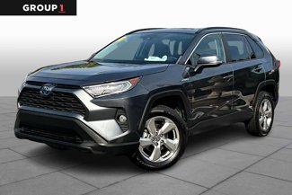 Used 2021 Toyota RAV4 XLE Premium image 1