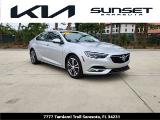Used 2018 Buick Regal Essence w/ Driver Confidence Package #1 image 1