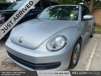 Used 2013 Volkswagen Beetle 2.5 image 1