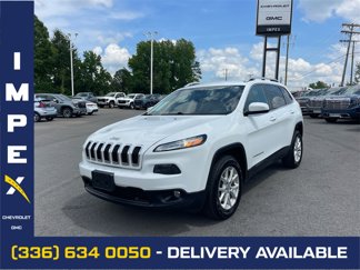 Used 2015 Jeep Cherokee Latitude image 1