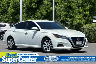 Certified 2022 Nissan Altima 2.5 S image 1