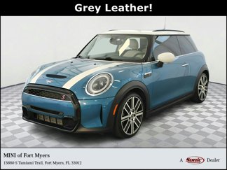 Used 2023 MINI Cooper S w/ Driver Assistance Package image 1