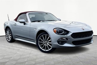 Used 2018 FIAT 124 Spider Lusso image 1