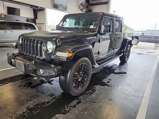 Used 2023 Jeep Gladiator Overland image 1