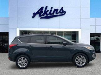 Used 2019 Ford Escape SEL image 1