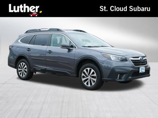 Used 2022 Subaru Outback Premium image 1