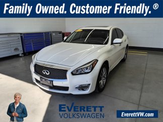 Used 2017 INFINITI Q70 3.7 image 1