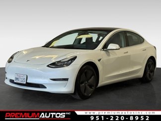 Used 2019 Tesla Model 3 Standard Range Plus image 1