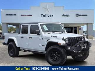 Used 2021 Jeep Gladiator Sport image 1