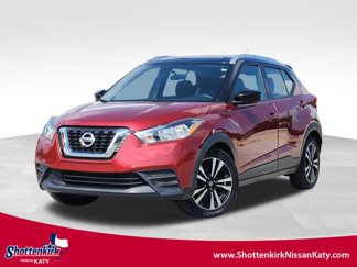 Used 2018 Nissan Kicks SV image 1