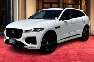 Used 2025 Jaguar F-PACE R-Dynamic S image 1