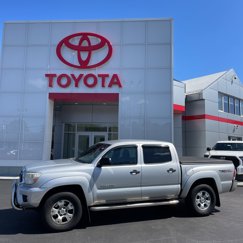 Used 2013 Toyota Tacoma 4x4 Double Cab image 1