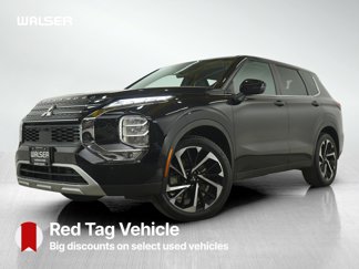 Used 2023 Mitsubishi Outlander SE image 1