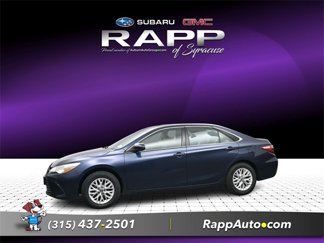 Used 2016 Toyota Camry LE image 1