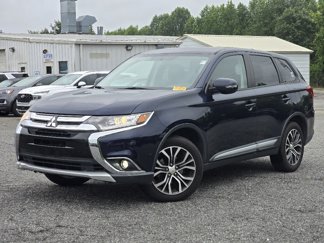 Used 2018 Mitsubishi Outlander SE image 1