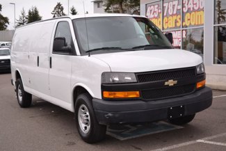 Used 2018 Chevrolet Express 2500 Extended image 1