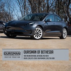 Used 2023 Tesla Model 3 Standard Range image 1