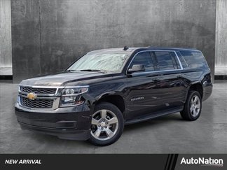 Used 2019 Chevrolet Suburban LT image 1